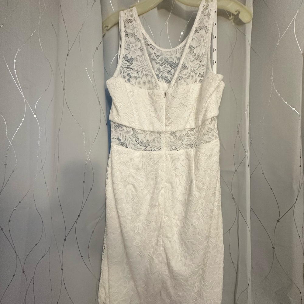David's Bridal White Sheath Midi Dress Sleeveless Scoop Neck - Picture 2 of 3